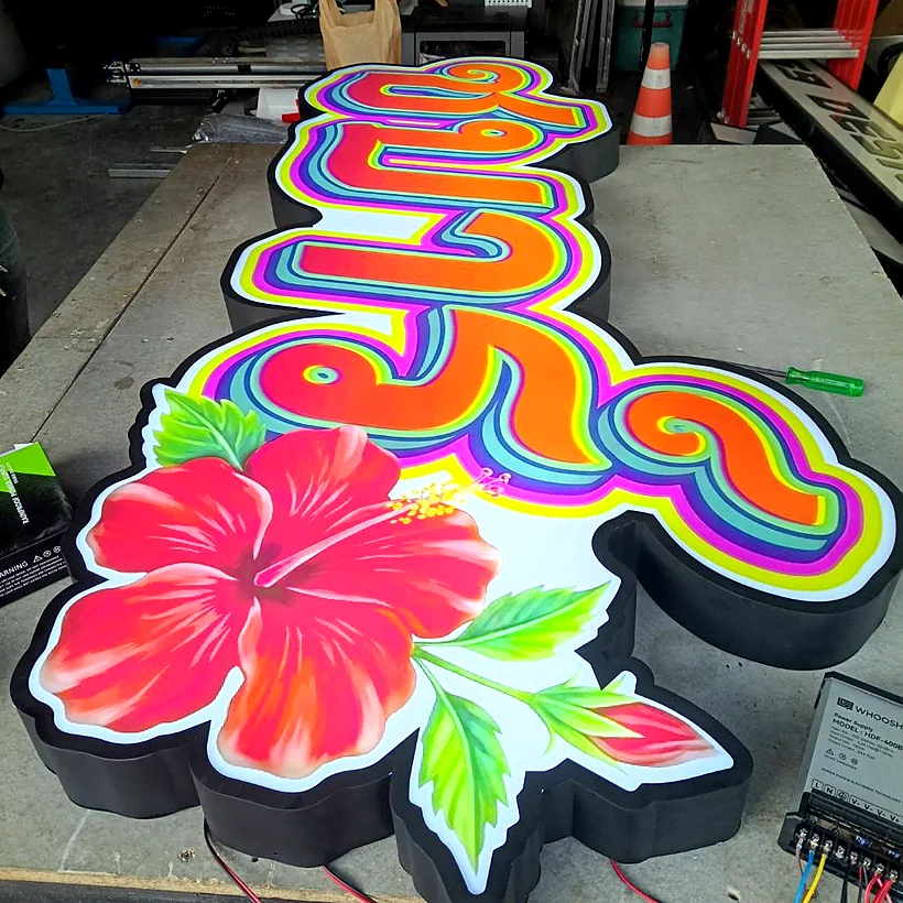 งานเก็บสีและรายละเอียดป้ายไดคัทก่อนส่งมอบ